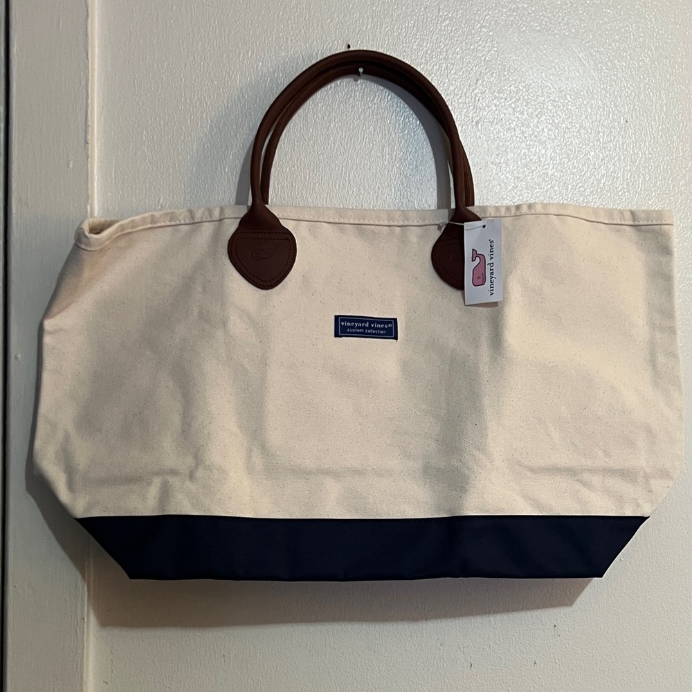 Vineyard Vines Canvas Tote Bag - Cream and Navy